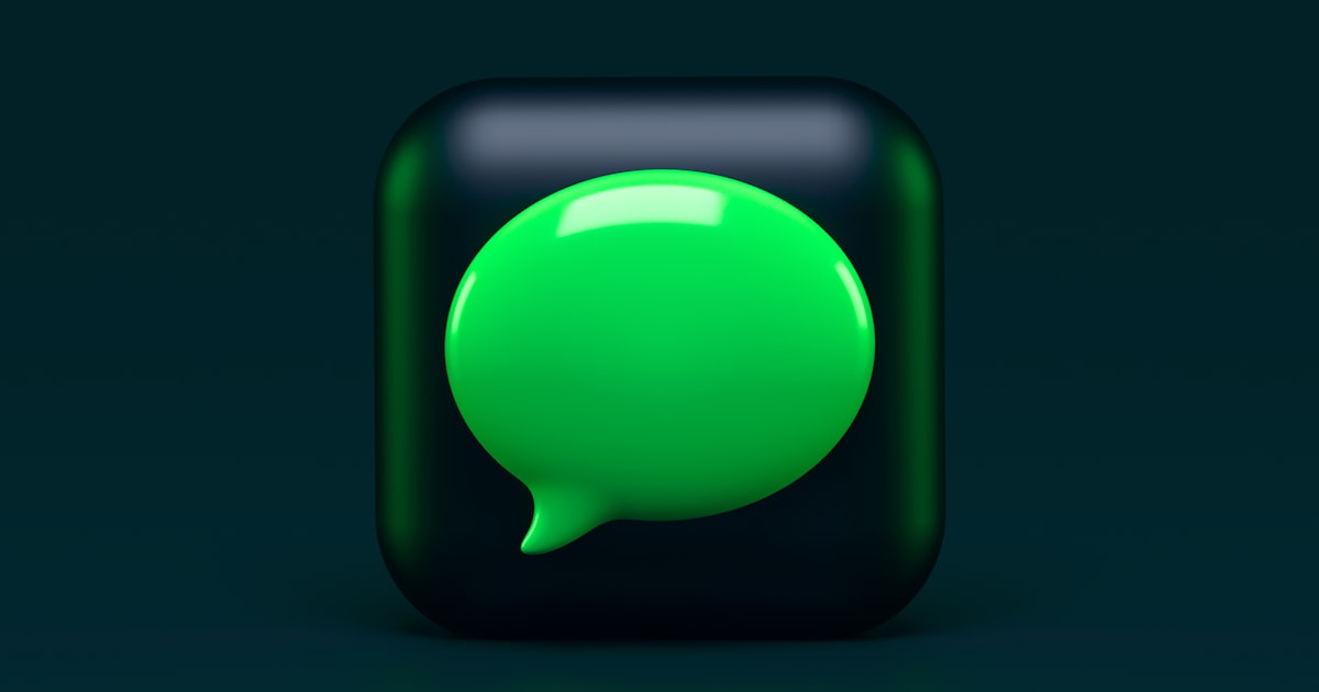 构建多频道 AI 助手：Telegram + Discord + WhatsApp